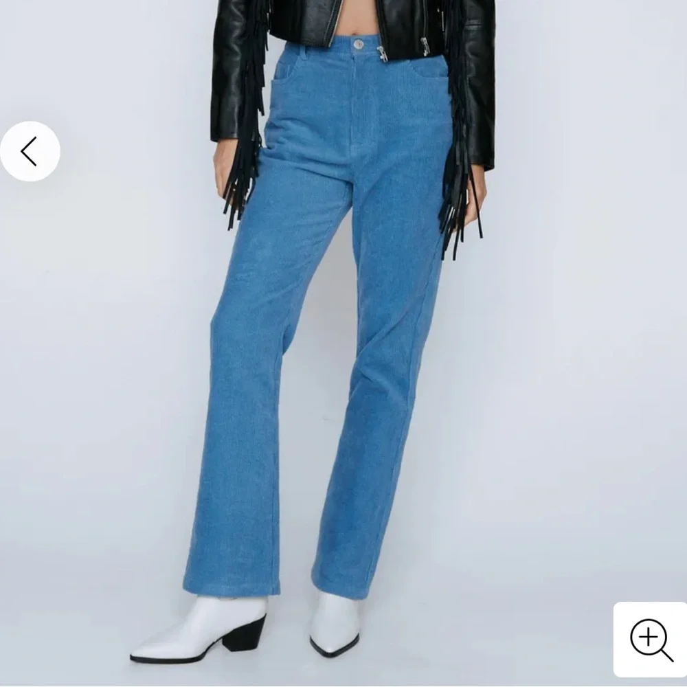 NastyGal Corduroy High Waisted Flared Star Bum Pants - Picture 6 of 6